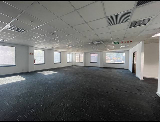 462M² OFFICE TO LET IN SANDTON CENTRAL